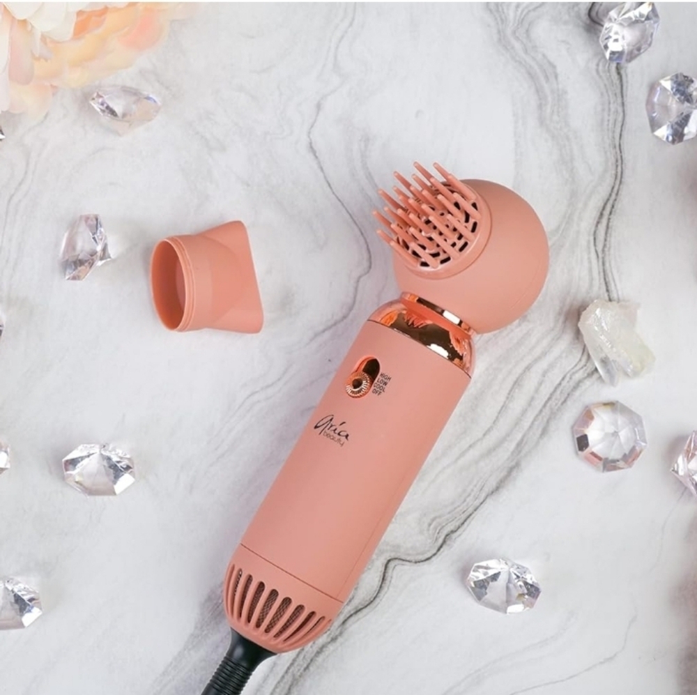 Aria Beauty Compact Blowdryer